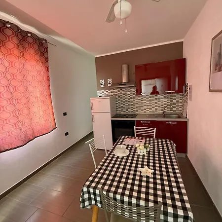 Crisvan Aparthotel *