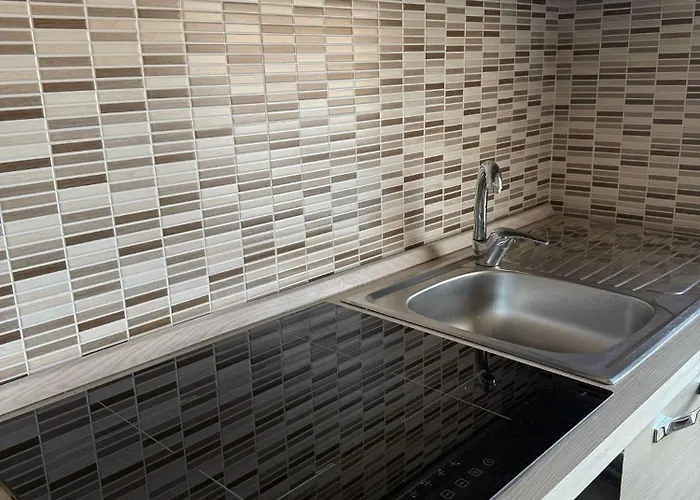 Hotel apartamentowy Crisvan