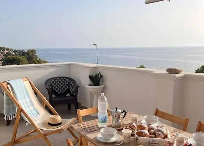 Hotel apartamentowy Crisvan 3*